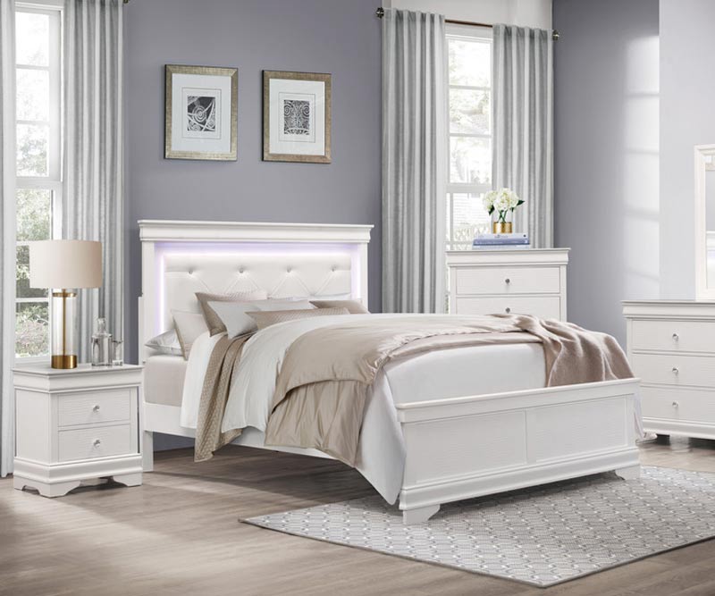 Homelegance - Lana 3 Piece Eastern King Bedroom Set in White - 1556WK-1EK-3SET - GreatFurnitureDeal