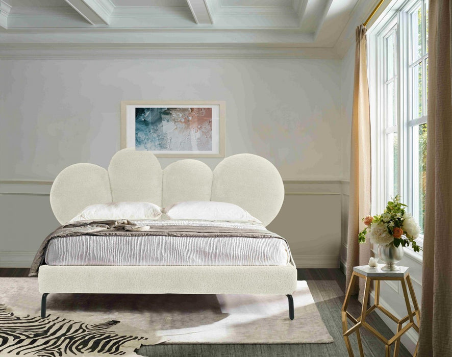 VIG Furniture - Modrest Destiny Contemporary White Sherpa Bubble Bed - VGODZW-20104-WHT-BED - GreatFurnitureDeal
