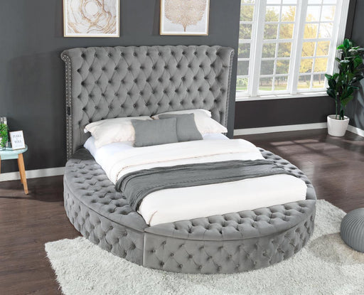 GFD Home - Hazel King Size Tufted Storage Bed made with Wood in Gray - GreatFurnitureDeal