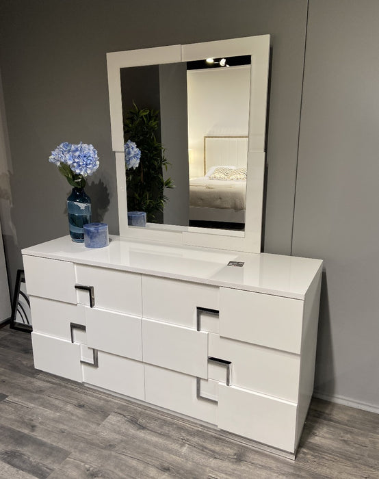 J&M Furniture - Infinity Dresser With Mirror in White Glossy - 17441DM