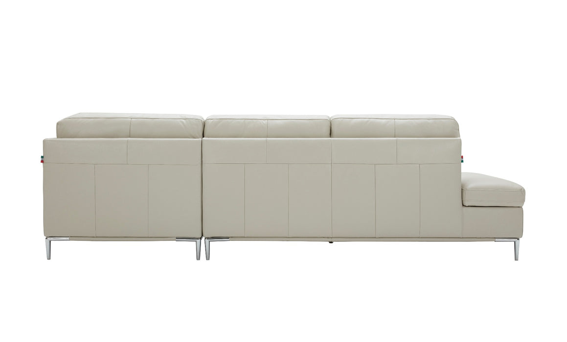 J&M Furniture - Leonardo Silver Grey in Right Hand Facing Modern Sectional Sofa - 18994-RHFC