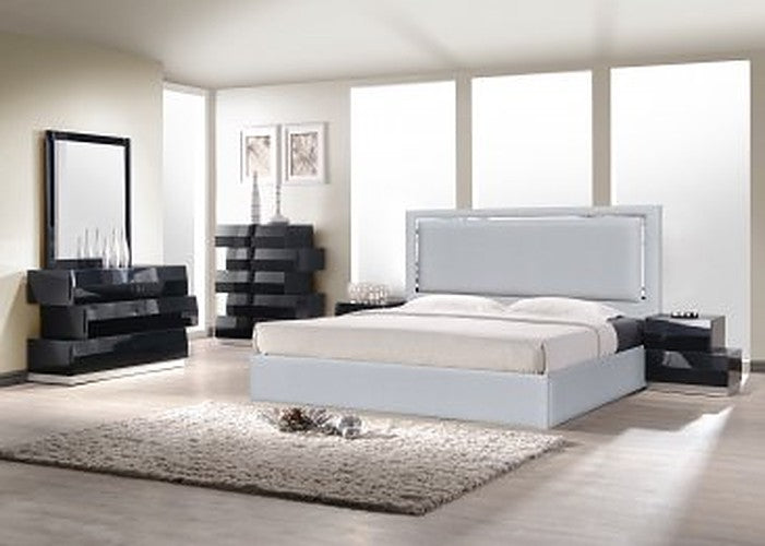 J&M Furniture - Monet King Bed in Silver Grey - 18741K - GreatFurnitureDeal