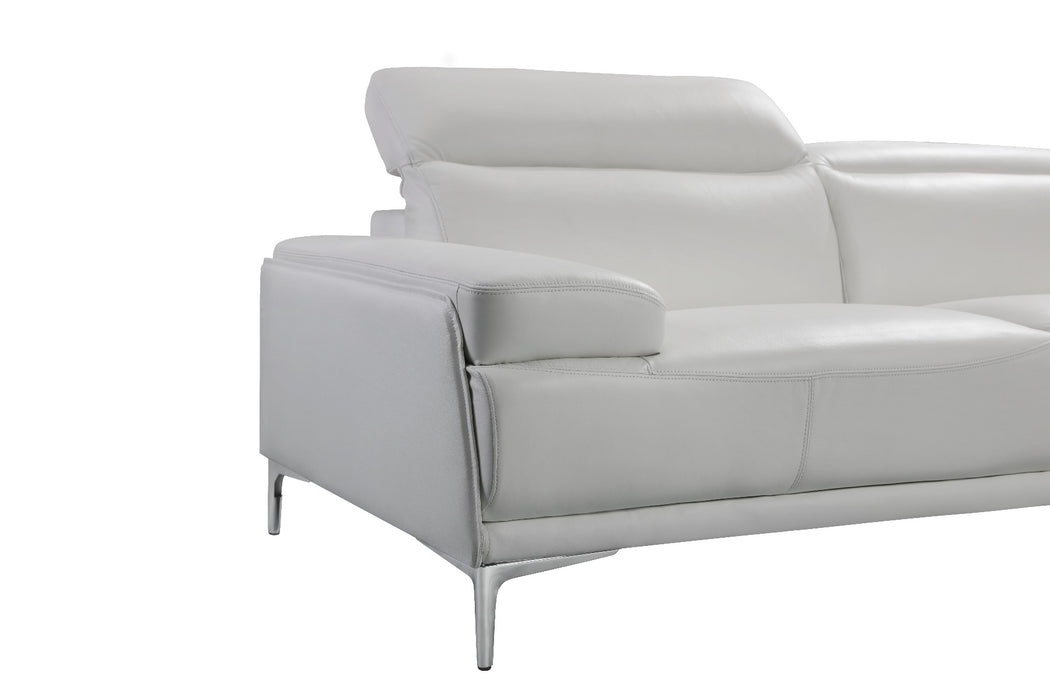 J&M Furniture - Nicolo Love Seat in White - 18984-L