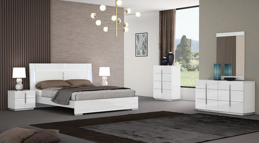 J&M Furniture - Oslo 5 Piece Queen Bedroom Set in White - 17485-Q-5SET - GreatFurnitureDeal