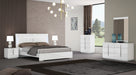 J&M Furniture - Oslo 5 Piece King Bedroom Set in White - 17485-K-5SET - GreatFurnitureDeal