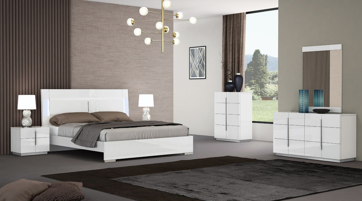 J&M Furniture - Oslo 3 Piece Queen Bedroom Set in White - 17485-Q-3SET