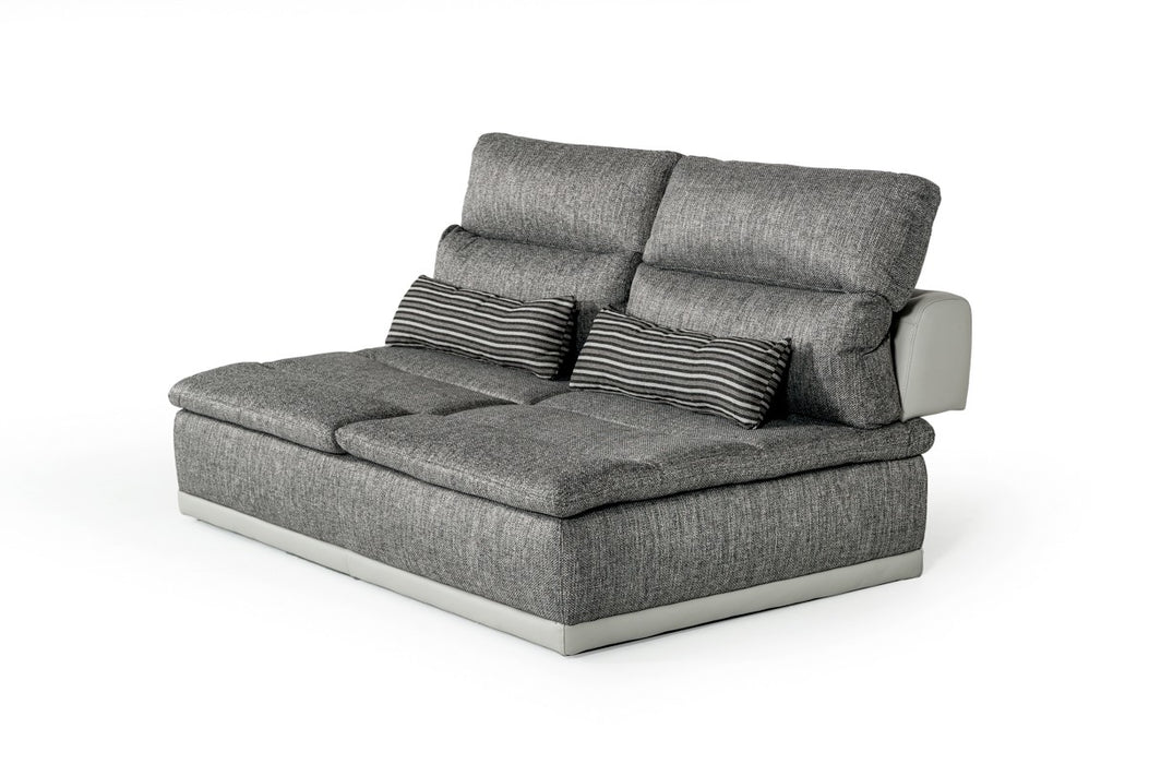 Vig Furniture - David Ferrari Panorama Italian Modern Grey Fabric & Grey Leather Sectional Sofa - VGFTPANORAMA-GRYGRY-2