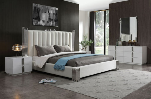 VIG Furniture - Modrest Token - Modern White & Stainless Steel Bed - VGVCBD815-WHT-BED - GreatFurnitureDeal