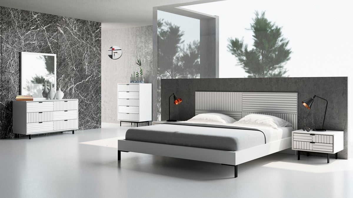 VIG Furniture - Nova Domus Valencia Contemporary White Bed - VGMABR-76-BED